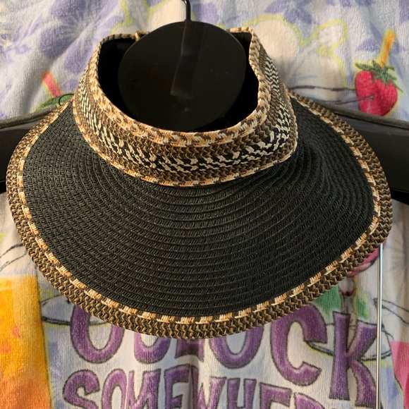 Avenue Accessories - Sun Hat -NWT 🔥SALE🔥 brown and tan